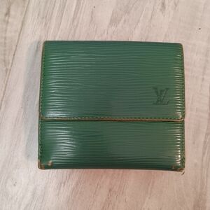 Authentic Louis Vuitton Green Epi Leather LV Embossed Logo Trifold Wallet